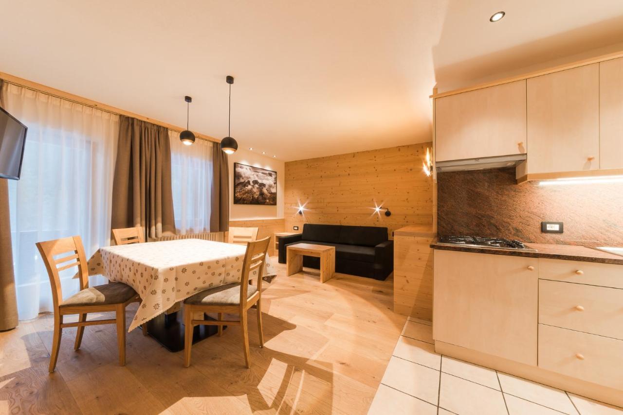 كورفارا إنْ بادِيا Residence Chalet Pinis المظهر الخارجي الصورة