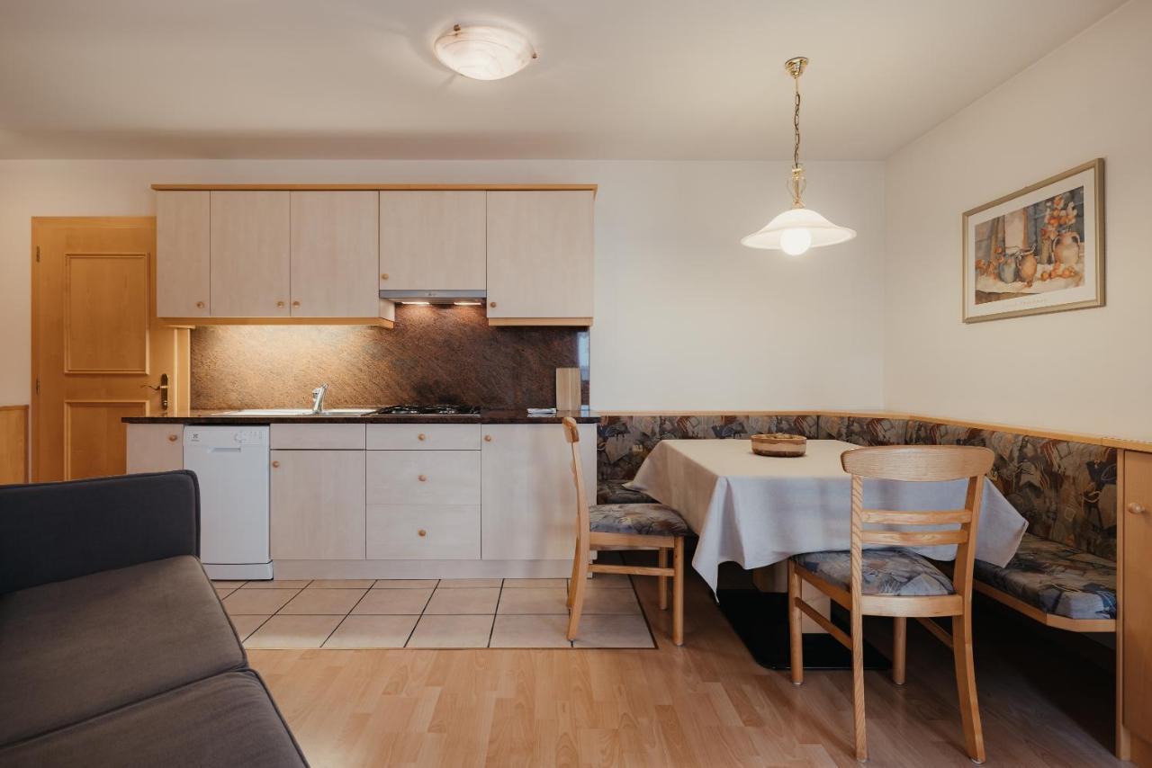 كورفارا إنْ بادِيا Residence Chalet Pinis المظهر الخارجي الصورة