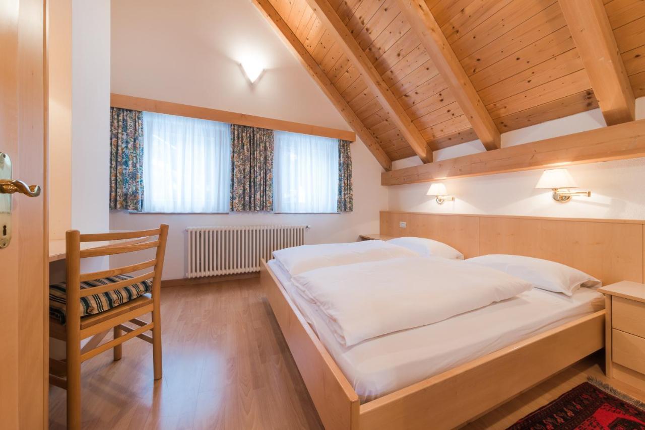 كورفارا إنْ بادِيا Residence Chalet Pinis المظهر الخارجي الصورة