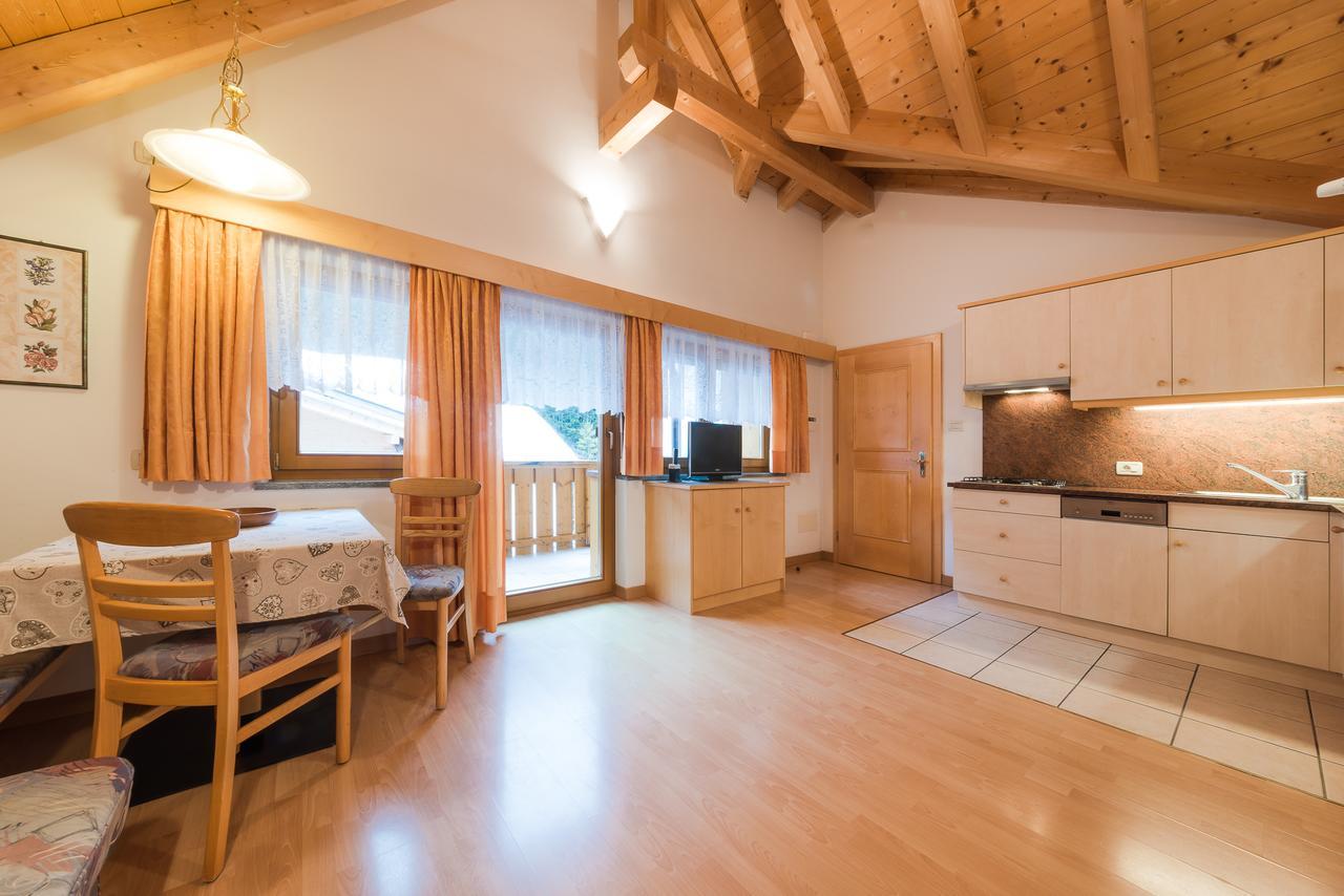 كورفارا إنْ بادِيا Residence Chalet Pinis المظهر الخارجي الصورة